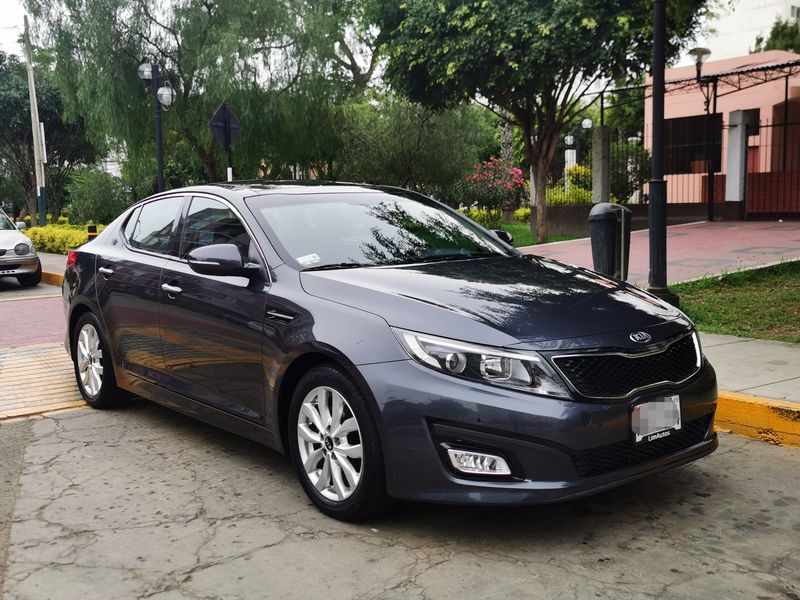 Kia Optima • 2014 • 45,000 km 4