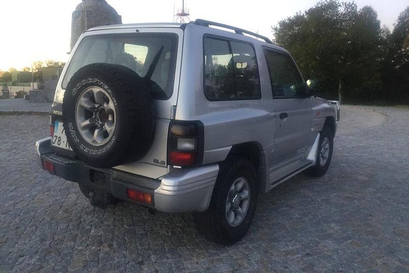 Mitsubishi Pajero • 1999 • 270,000 km 2