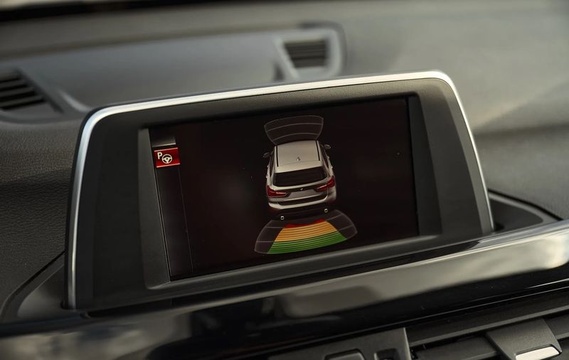 BMW X1 • 2015 • 193,000 km 14