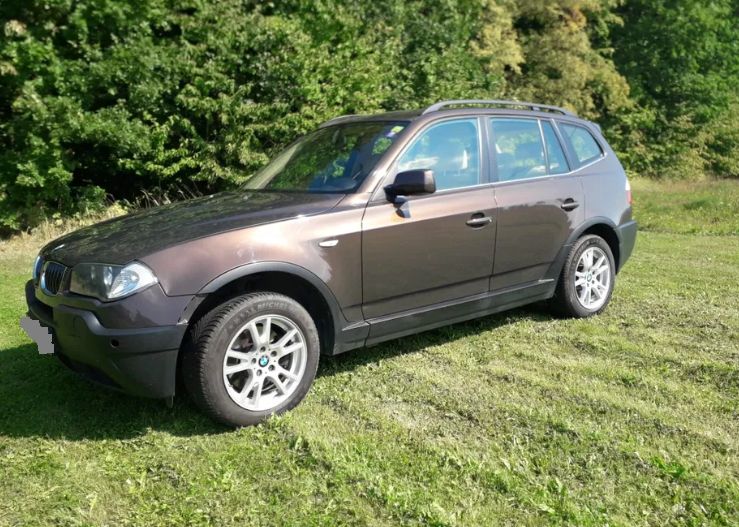 BMW X3 • 2004 • 190,000 km 2