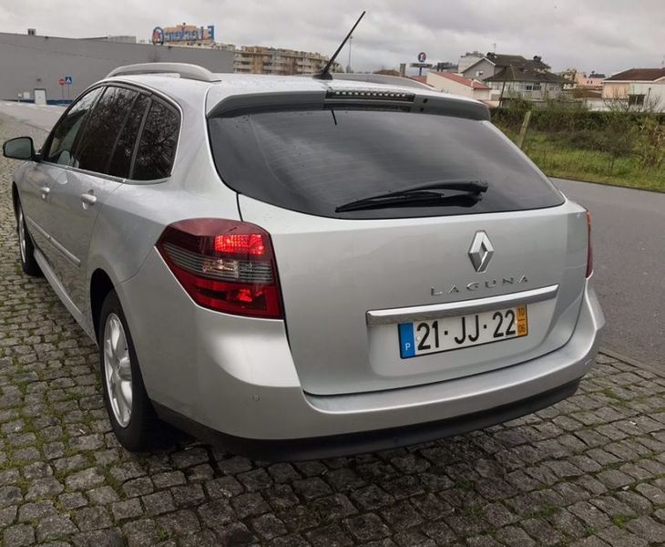 Renault Laguna • 2010 • 274,000 km 2