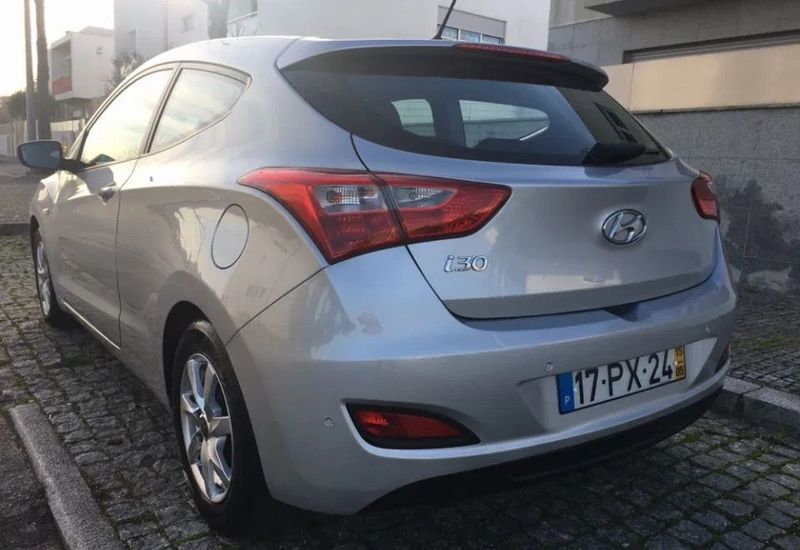 Hyundai i30 • 2015 • 32,000 km 1