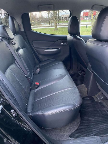 Mitsubishi L200 • 2015 • 197,000 km 11