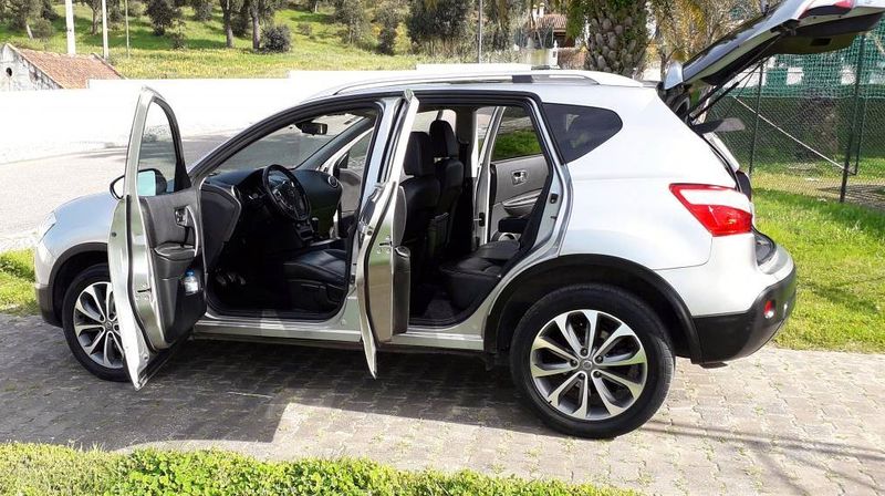 Nissan Qashqai • 2011 • 140,000 km 3