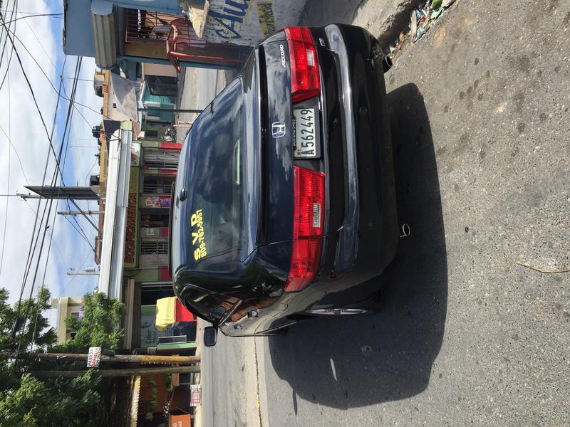 Honda Accord • 2005 • 98,467 km 10