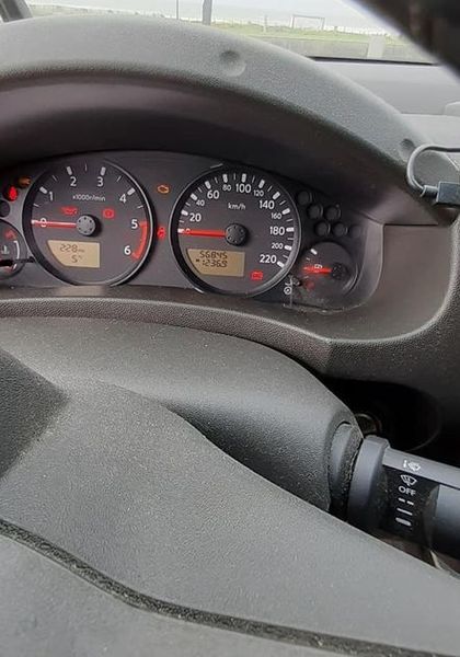 Nissan Navara • 2005 • 57,000 km 5