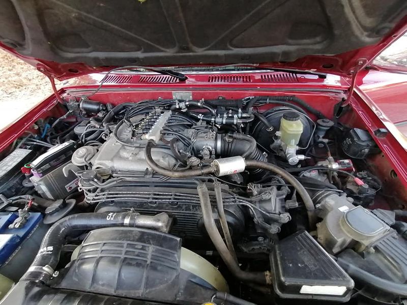 Toyota 4-Runner • 1995 • 221,000 km 3