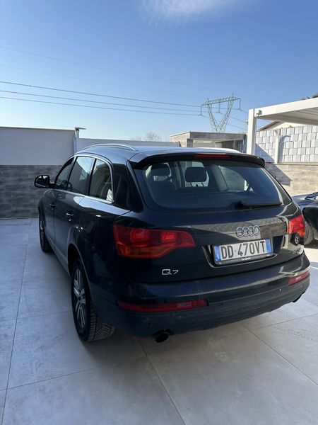 Audi Q7 • 2007 • 290,000 km 8