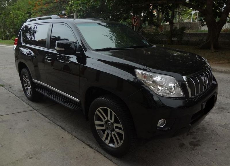 Toyota Land Cruiser • 2011 • 145,000 km 1