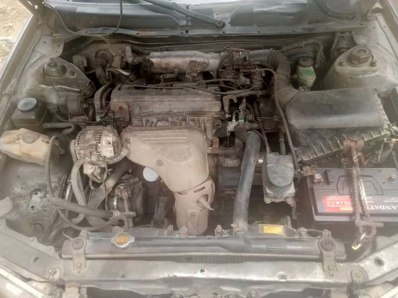 Toyota Camry • 2001 • 100 km 6