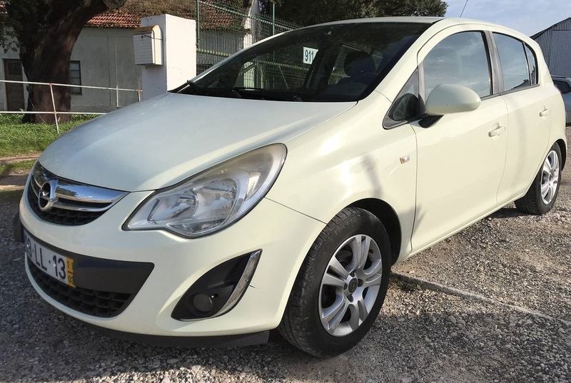 Opel Corsa • 2011 • 200,000 km 2