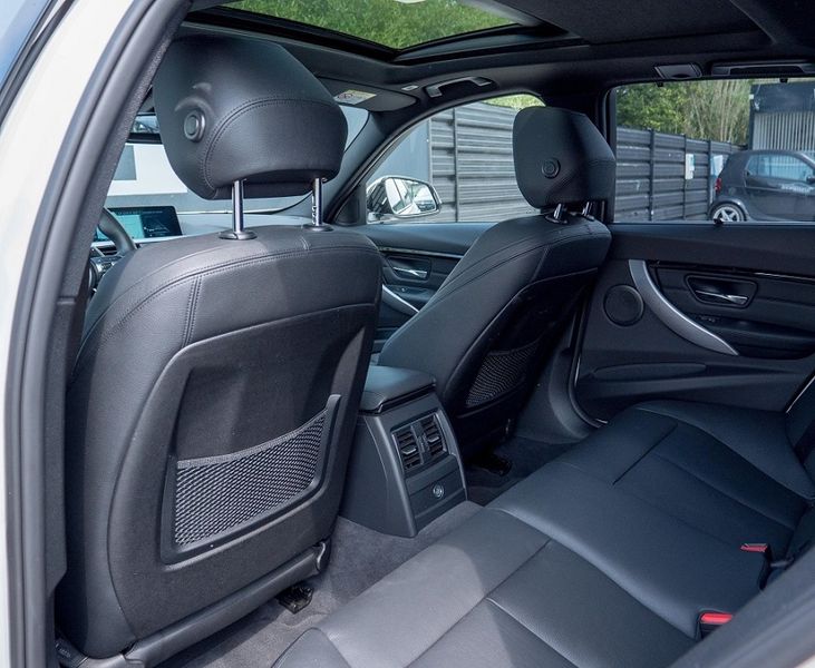 BMW 3 Series • 2017 • 142,500 km 9