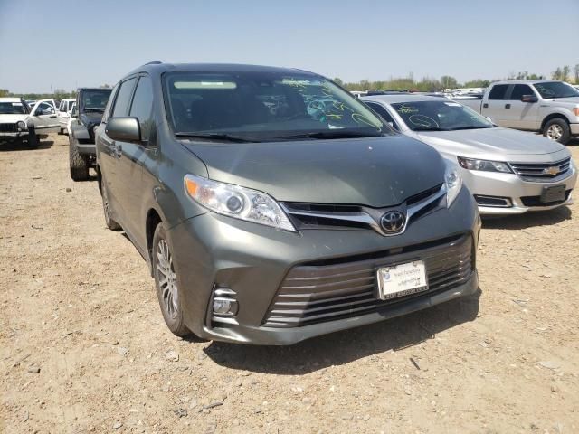 Toyota Sienna Hybrid • 2019 • 0 km 1