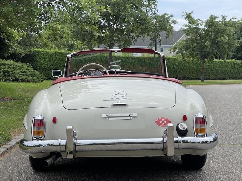 Mercedes-Benz 190 • 1963 • 31,000 km 3