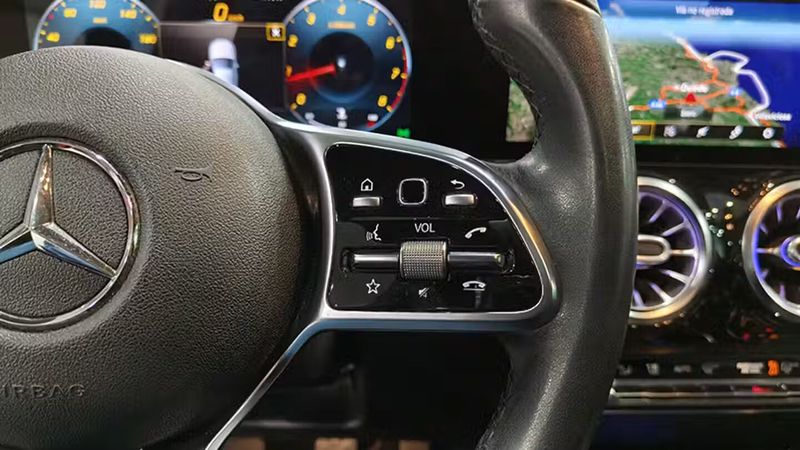 Mercedes-Benz Class B • 2021 • 84,820 km 11