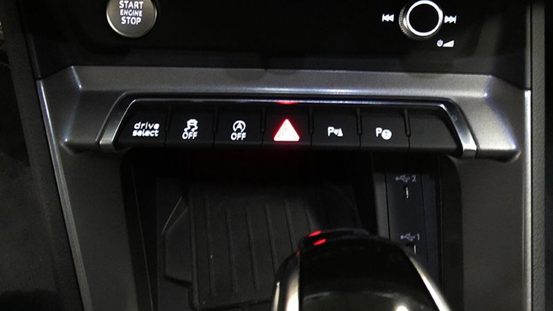 Audi Q3 • 2019 • 61,088 km 38