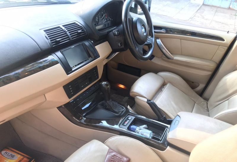 BMW X5 • 2006 • 122,000 km 5