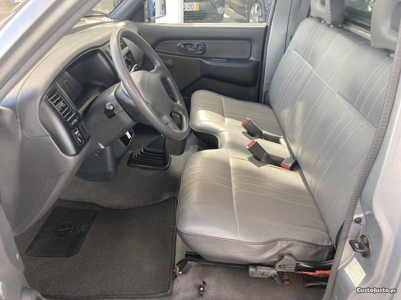Mitsubishi L200 • 2000 • 80,000 km 2