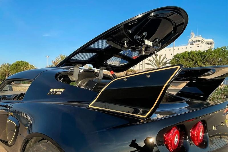 Lotus Exige • 2010 • 53,800 km 9