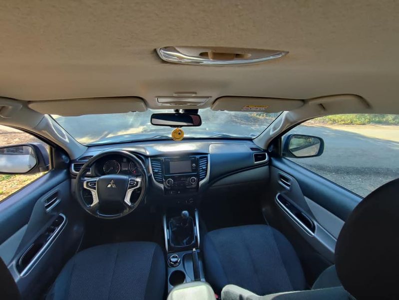 Mitsubishi L200 • 2017 • 246,000 km 7