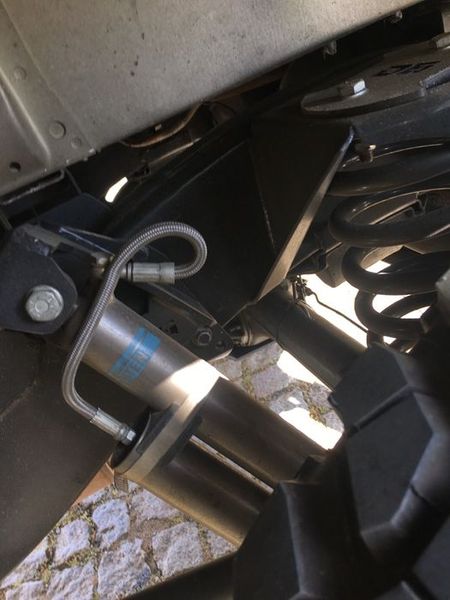 Land Rover Defender • 2011 • 9,300 km 5