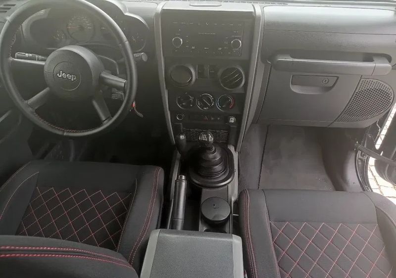 Jeep Wrangler • 2008 • 85,000 km 1