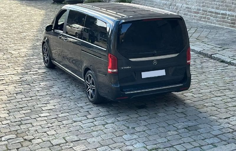 Mercedes-Benz 310 Van • 2019 • 74,500 km 3