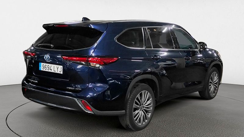 Toyota Highlander • 2022 • 36,500 km 3