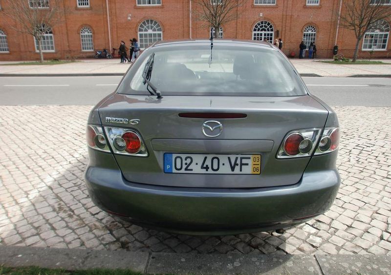 Mazda 6 • 2003 • 170,000 km 2