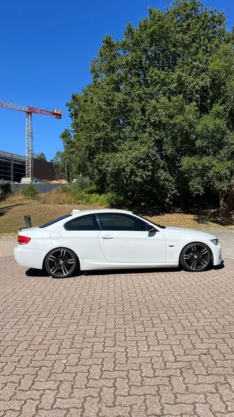 BMW 520D • 2017 • 122,000 km 7