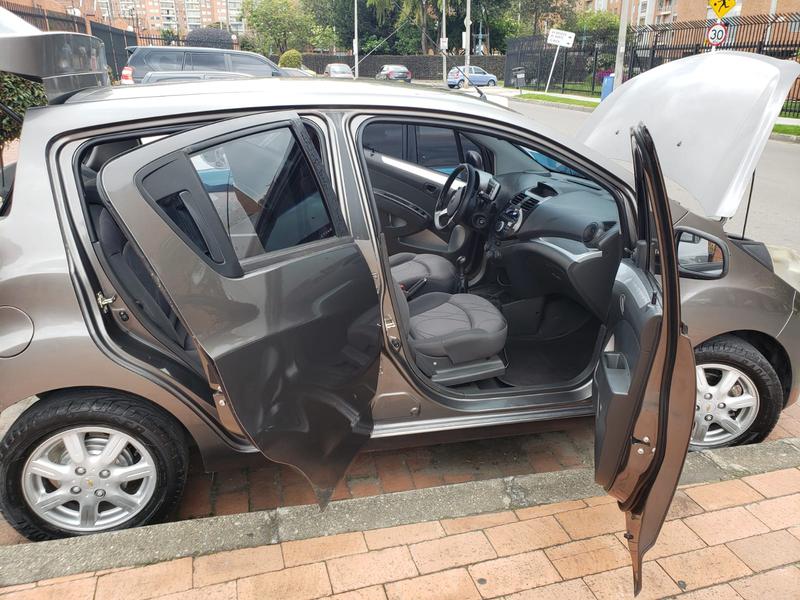 Chevrolet Spark GT • 2011 • 60,400 km 4