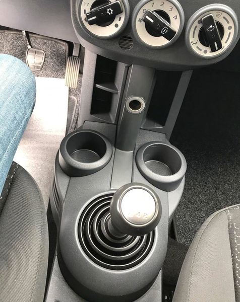 Mitsubishi Colt • 2009 • 120,000 km 5