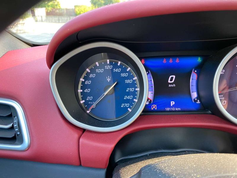 Maserati Ghibli • 2019 • 145,600 km 8