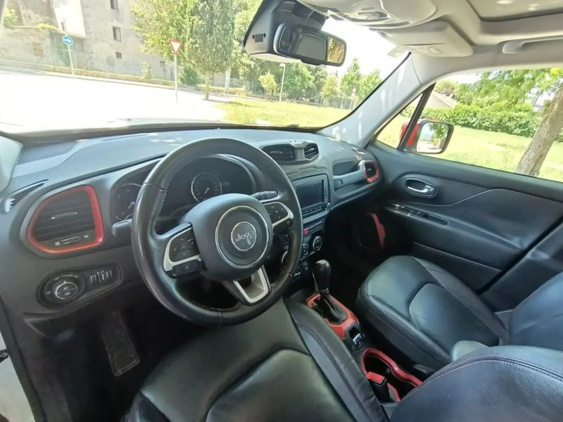 Jeep Renegade • 2015 • 109,000 km 8