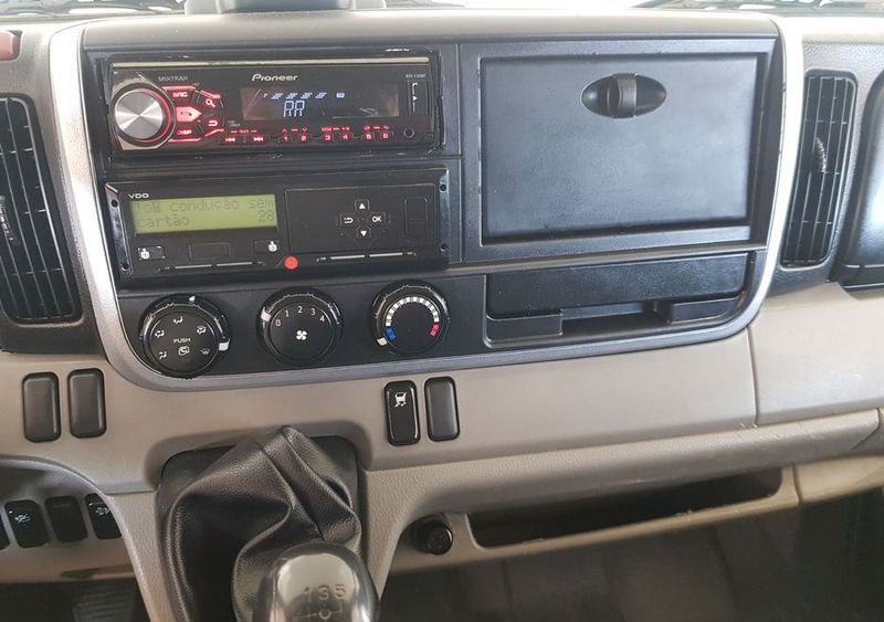 Mitsubishi Fuso canter • 2016 • 72,000 km 10