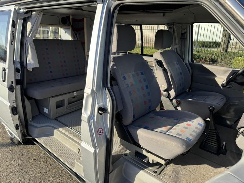 Volkswagen California • 2002 • 315,000 km 9