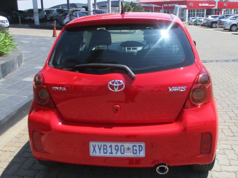 Toyota Yaris • 2008 • 69,000 km 1