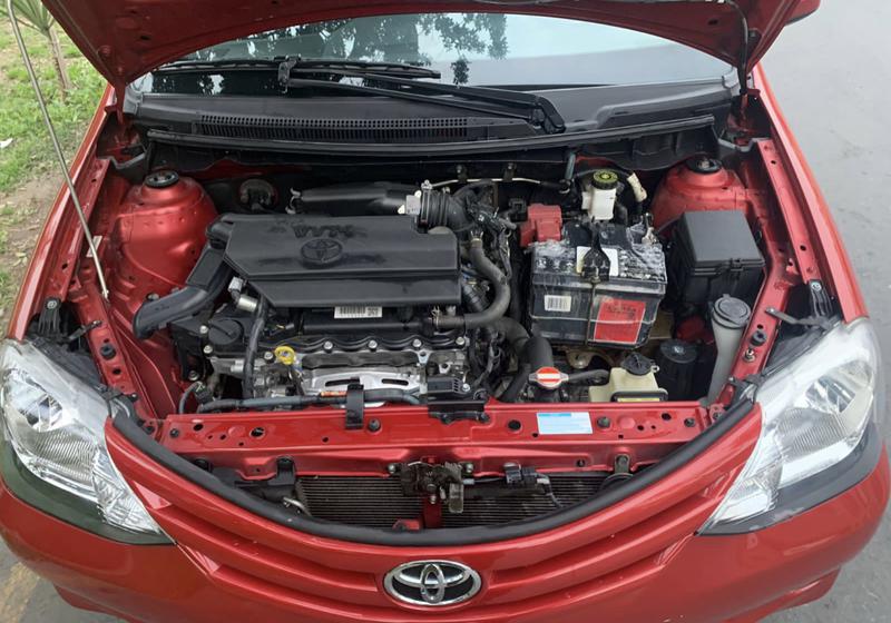 Toyota Etios • 2017 • 62 km 4