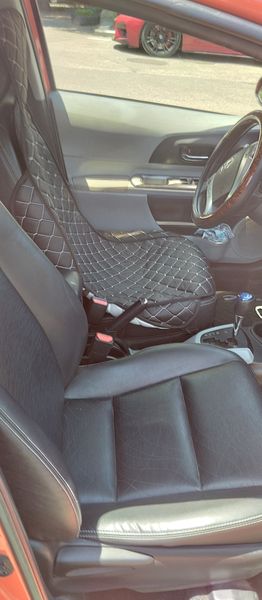 Toyota Prius c • 2012 • 208,000 mi 14