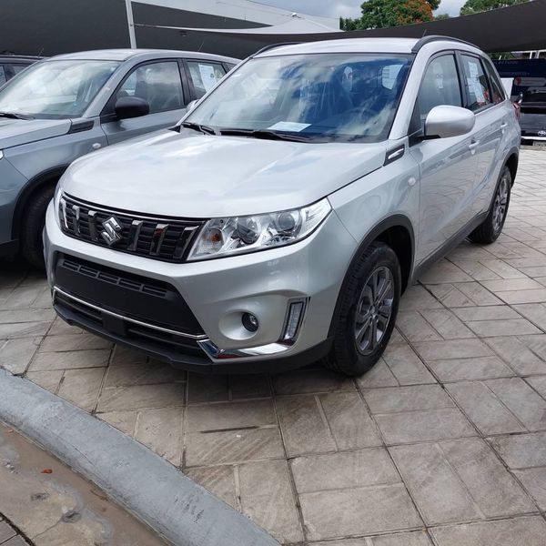 Suzuki Vitara • 2019 • 30,000 km 1