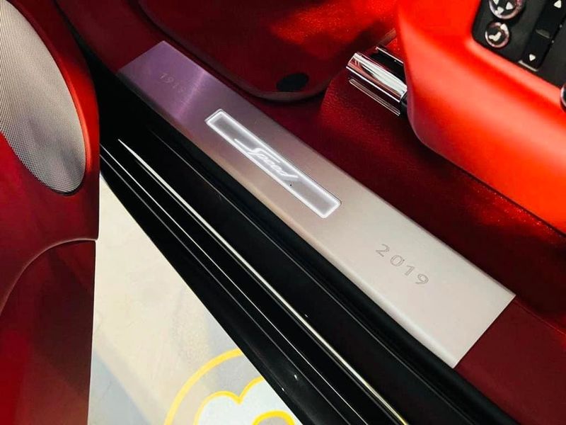 Bentley Bentayga • 2020 • 76,000 km 2