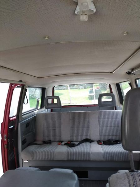 Volkswagen T4 Multivan • 1989 • 264,000 km 2