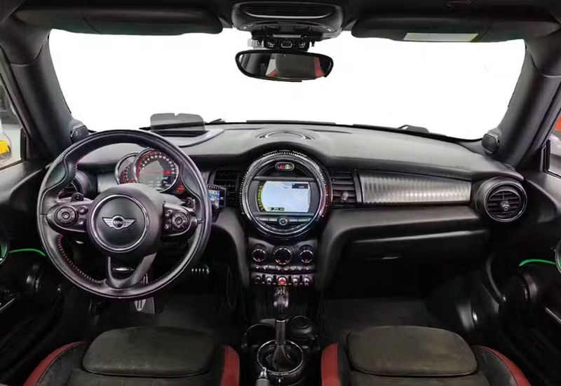 MINI Cooper • 2016 • 138,877 km 4