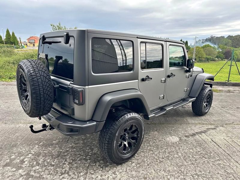 Jeep Wrangler • 2012 • 102,000 km 4