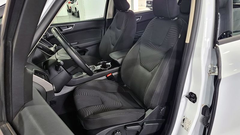 Ford S-Max • 2022 • 42,750 km 12