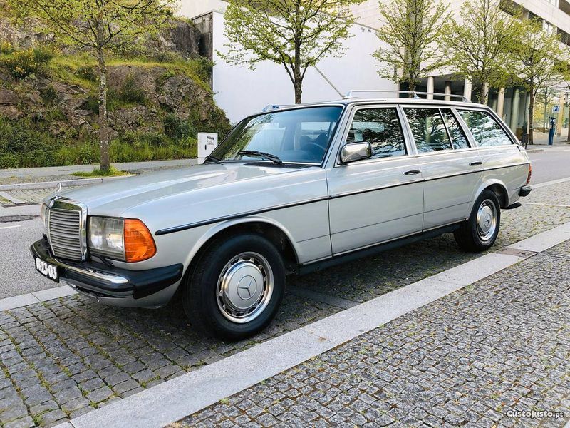 Mercedes-Benz 230 - 300 CE Coupé • 2016 • 140,000 km 3