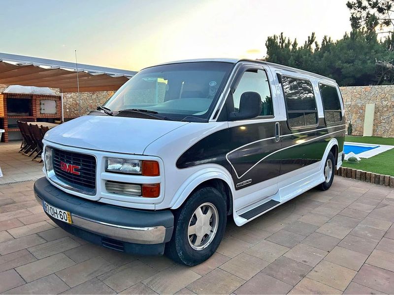 Chevrolet Astro Cargo • 1998 • 223,000 km 1