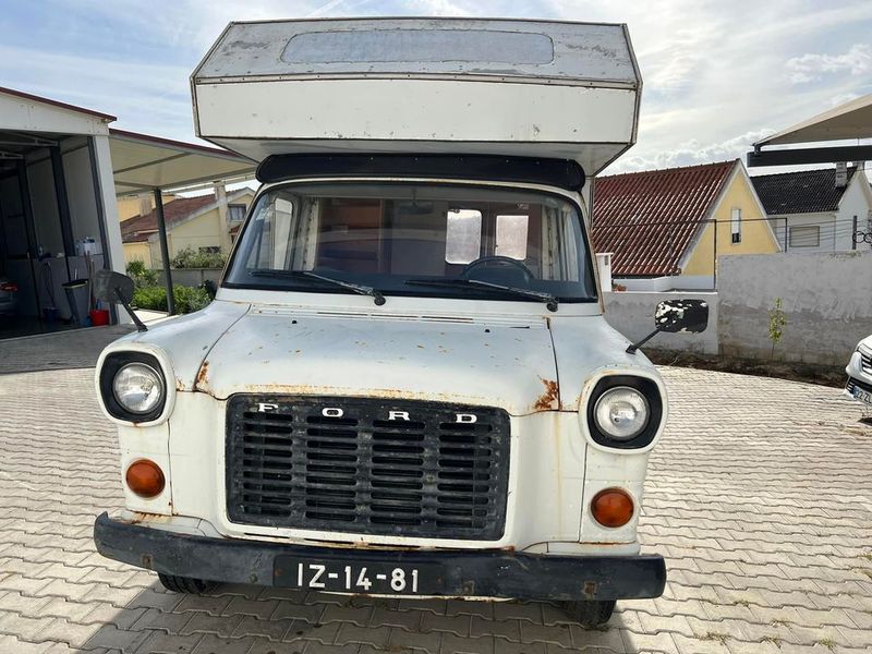 Ford Transit Cargo Van • 1977 • 80,000 km 1