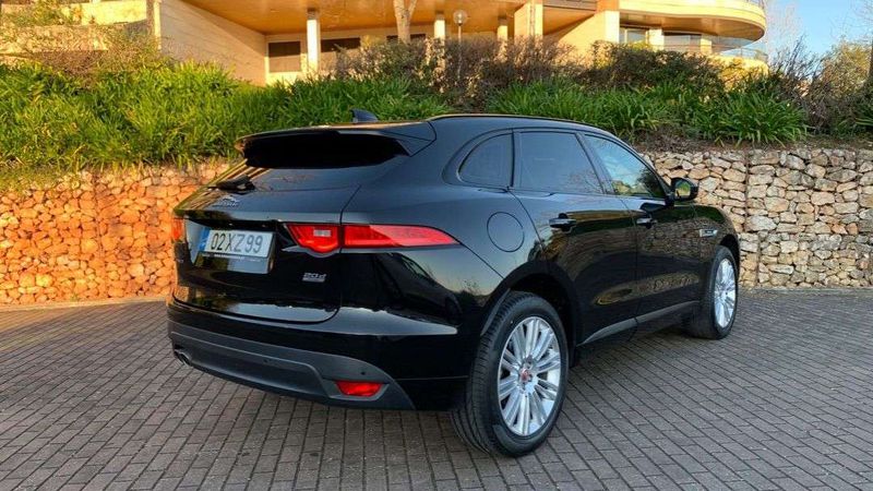 Jaguar F-Pace • 2017 • 135,000 km 1