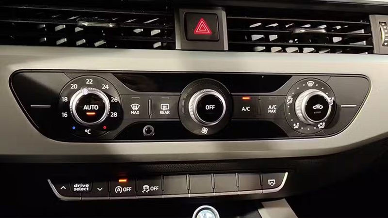 Audi A4 • 2020 • 62,620 km 9